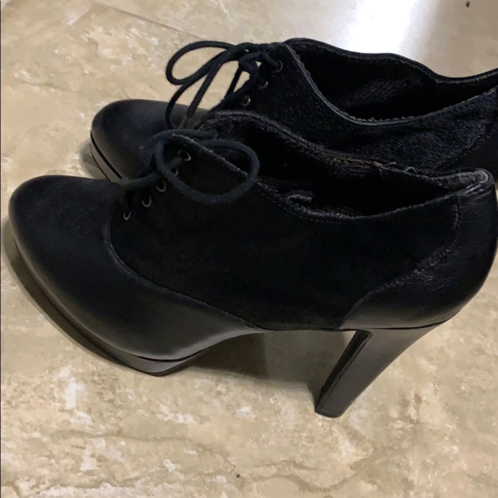 Jessica Simpson - Platform Bootie Heels